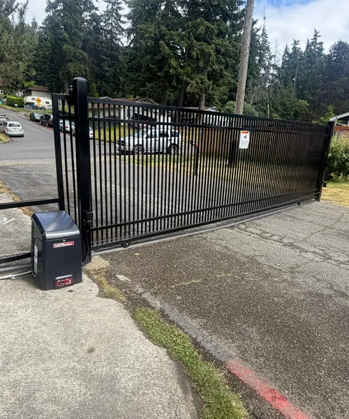 20ft sliding gate with electric opener in Tacoma 